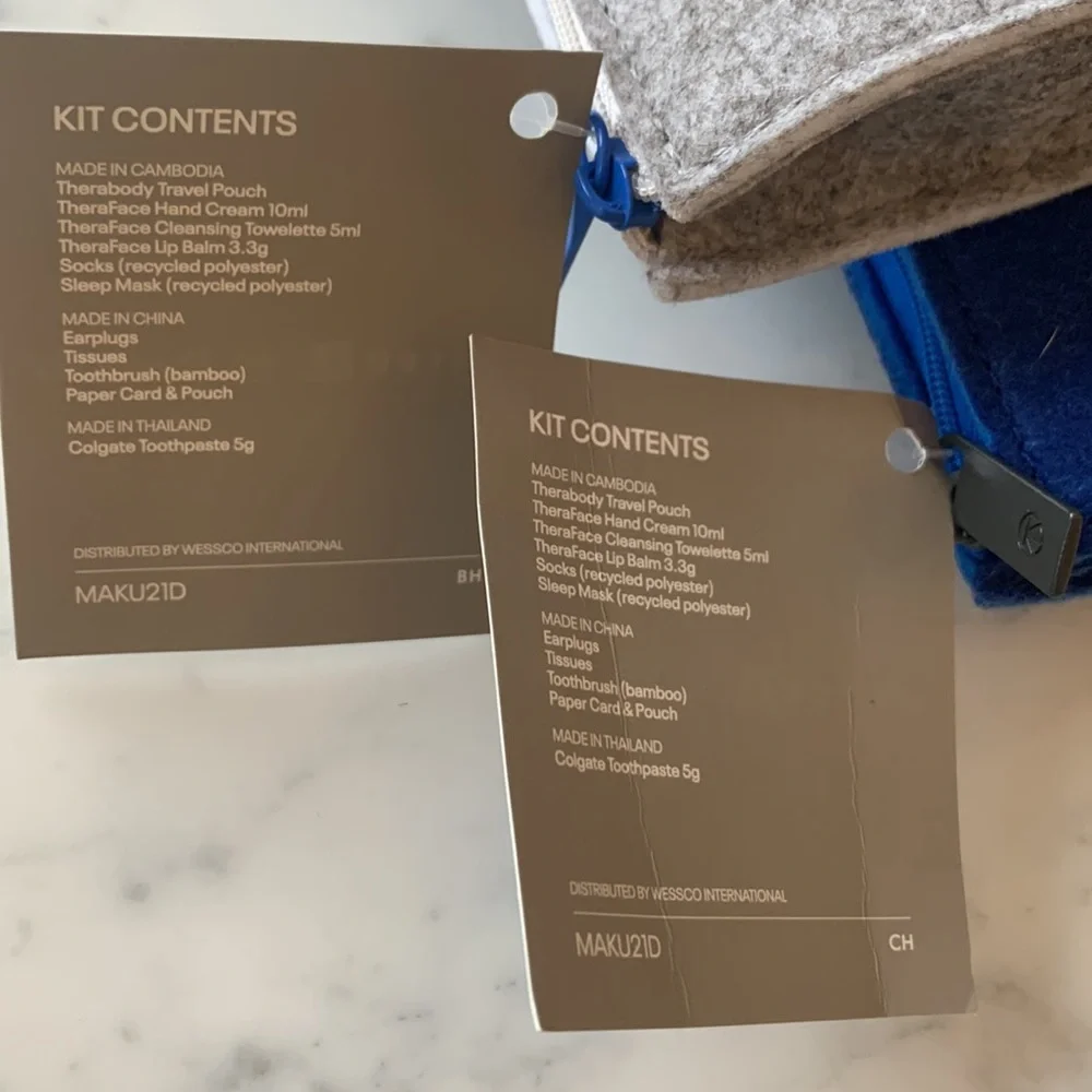 4 UNITED AIRLINES (UA) Premium Economy Class Travel Amenity Toiletry Bags